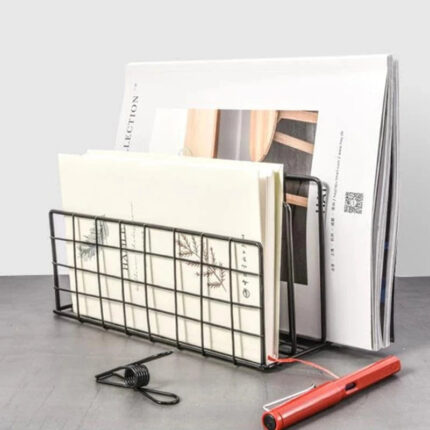 organiseur de courrier en fer